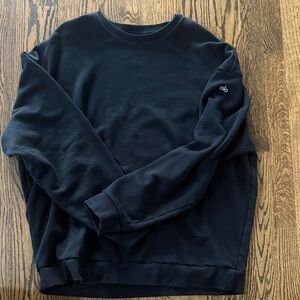 ALO Yoga Men's Classic Black Crewneck Sweater